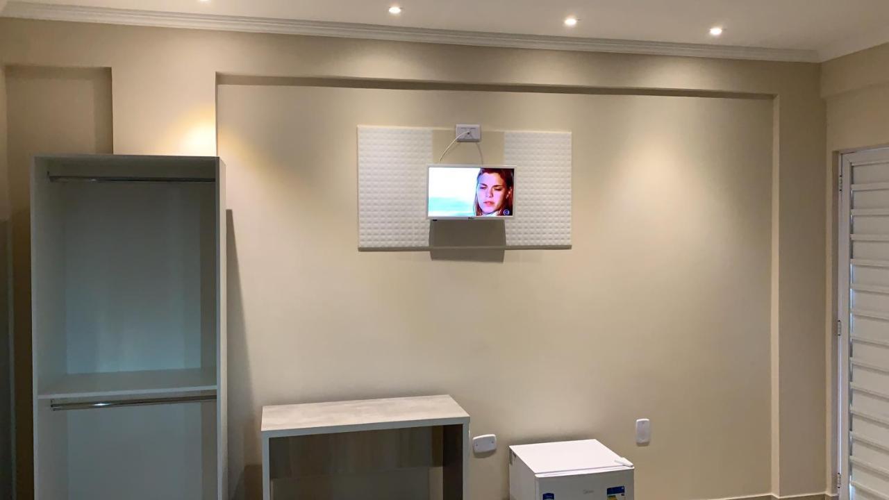 Hotel Mundial Патос Екстериор снимка
